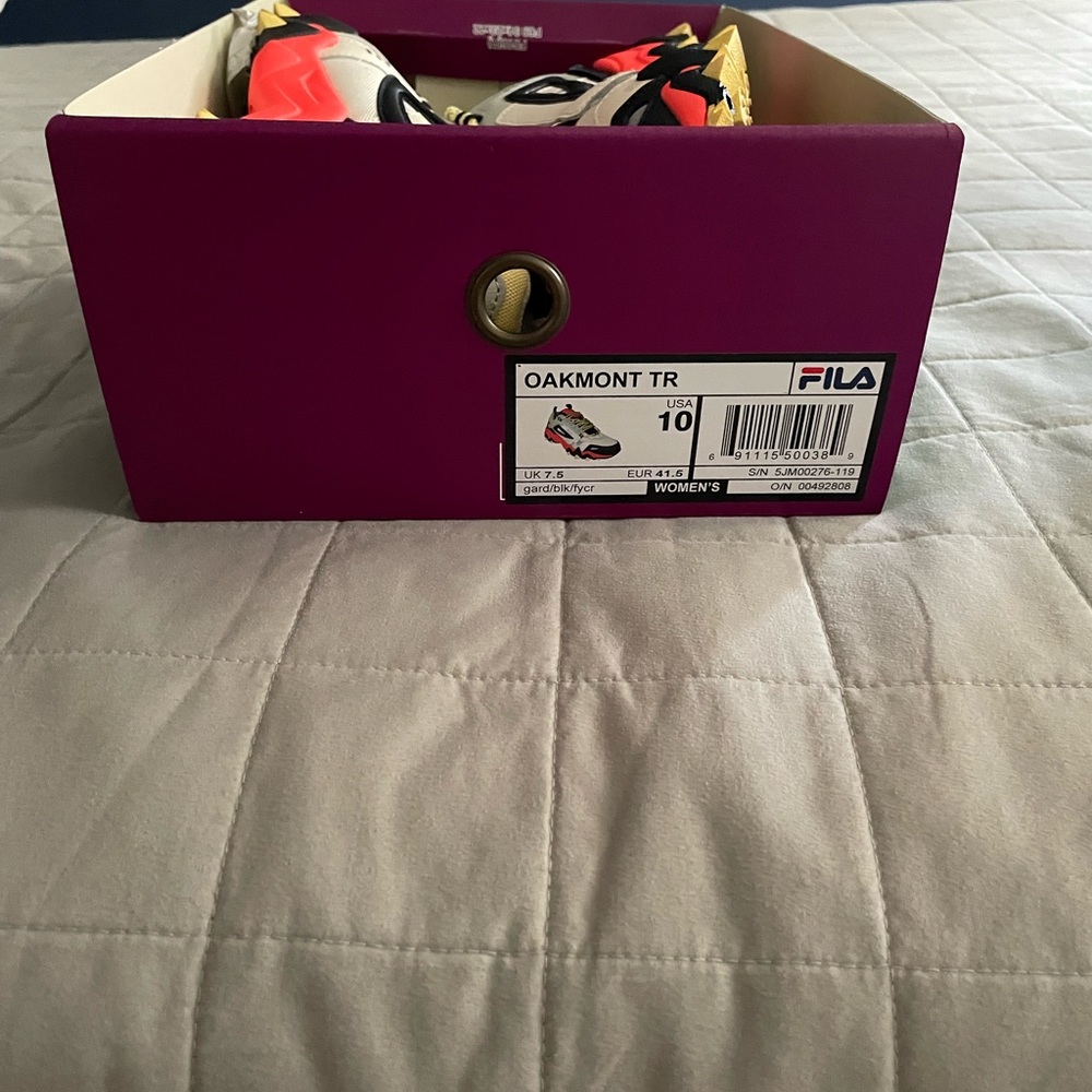 🆕 Women's Oakmont TR Sneakers - Picture 4 of 5